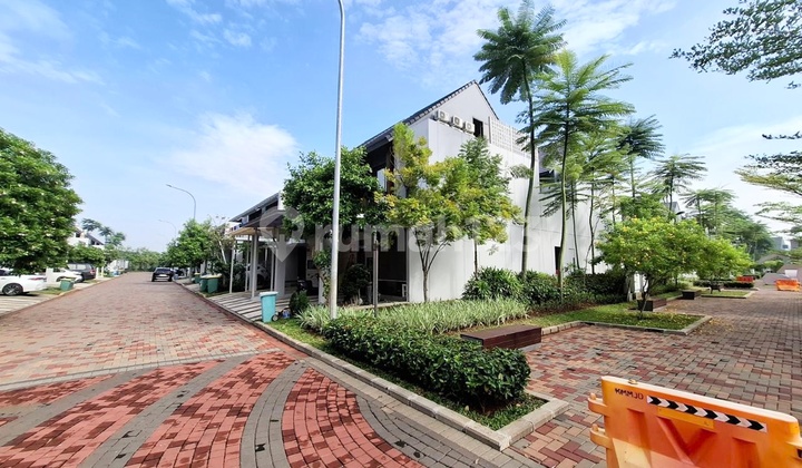 Rumah Cluster Mewah Posisi Hoek di Jakarta Timur 2