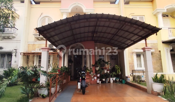 Rumah Lokasi Strategis Dekat Ke Lrt Harjamukti Di Raffles Hills Cibubur