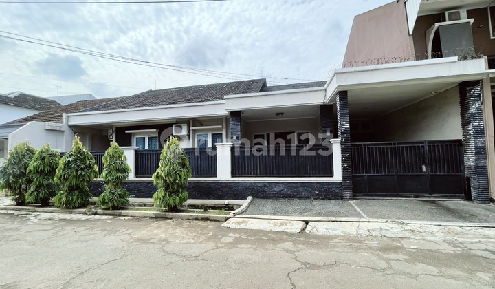 Rumah Dekat LRT Jatibening Lokasi Strategis Harga di Bawah Pasaran di Jatiwaringin Rumah Dekat LRT Jatibening Lokasi Strategis Harga di Bawah Pasaran di Jatiwaringin