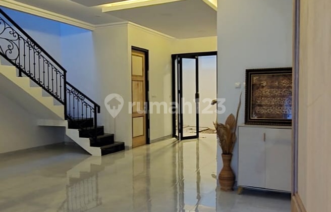 Rumah Baru Renovasi Di Raffles Hills Cibubur 2