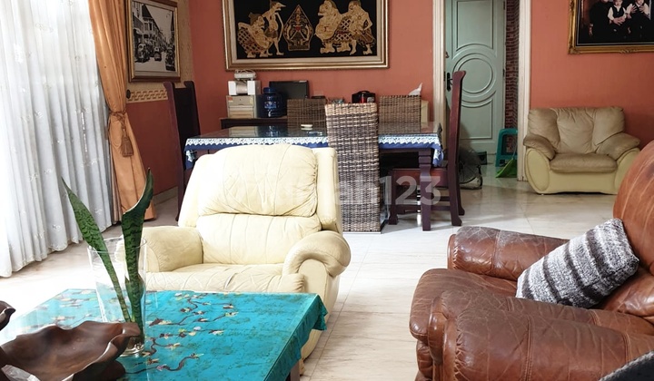 Beautiful Ready-to-Live House in Tourist City 2