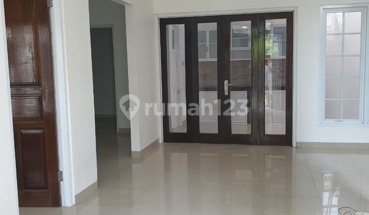 Beautiful House Strategically Located Near Jatikarya Toll Road in Citra Grand Cibubur 2