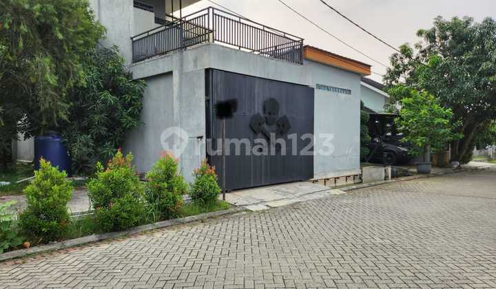 For Sale: Comfortable and Lush Bali Villa-Style Home with Swimming Pool in Citra Indah Cileungsi. 2