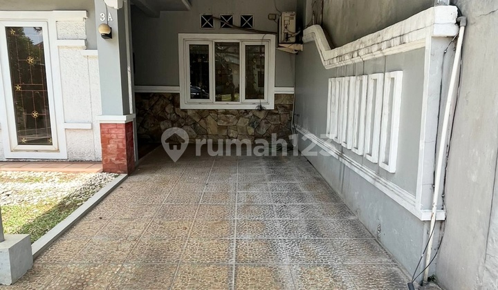 Rumah Siap Huni Lokasi Dekat Kuliner Taman Kenari Nusantara 2