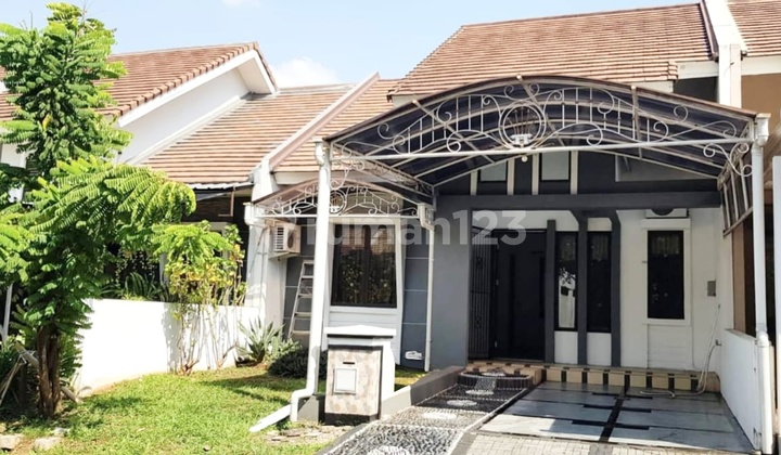 Di Jual Rumah Siap Huni di Legenda Wisata