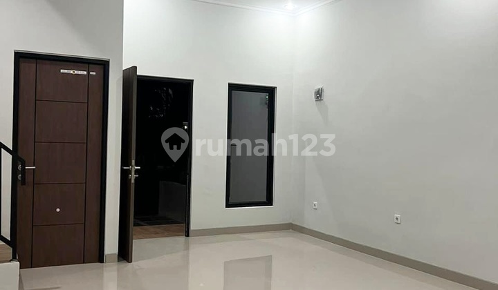 Rumah Siap Huni Di Cibubur Residence 2