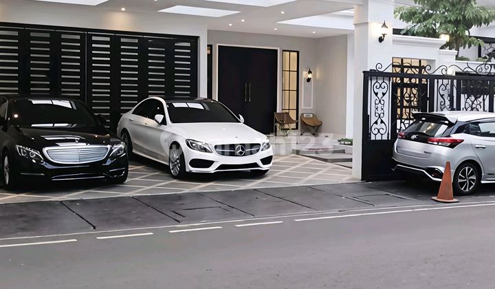 Rumah Modern Lokasi Strategis di Cilandak Jakarta Selatan