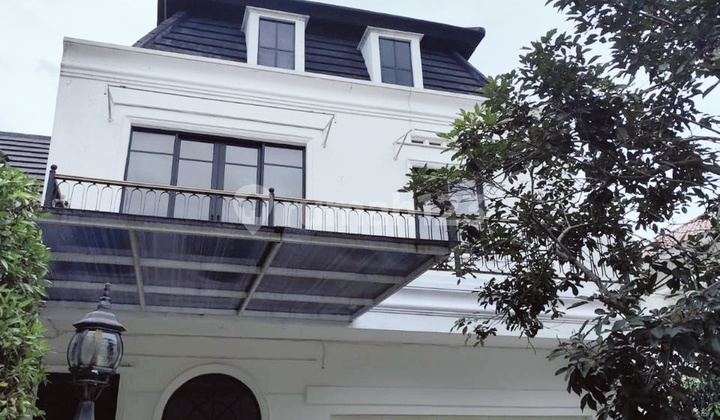 Rumah American Classic Strategis di Cilandak Barat Jakarta Selatan 2