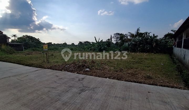 Lot Suitable for Boarding Houses Near Station, Bustling Neighborhood. Lot Suitable for Boarding Houses Near Station, Bustling Neighborhood.