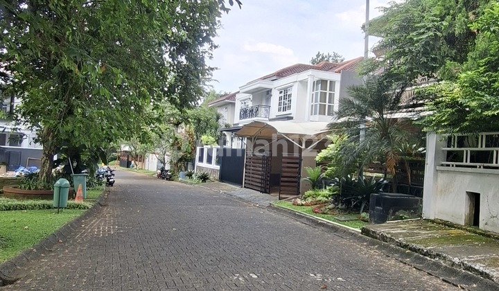 2-Story House with Garden View Bogor Lakeside 2