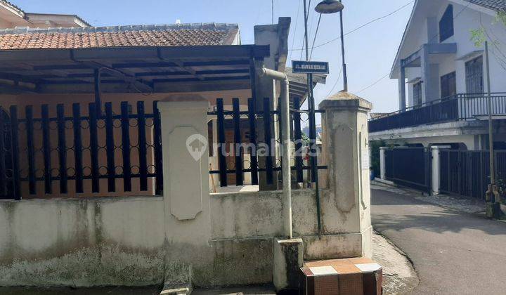 Rumah hoek Taman Cibalagung dekat stasiun Bogor 6