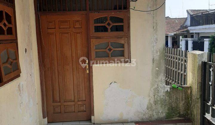 Rumah hoek Taman Cibalagung dekat stasiun Bogor 13