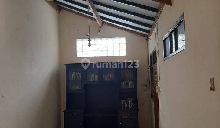 Rumah hoek Taman Cibalagung dekat stasiun Bogor 17