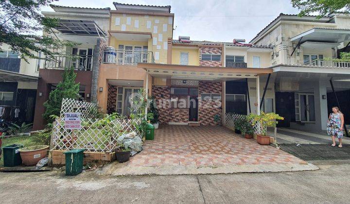 Rumah 2 lantai siap huni furnish di Cluster Centronia  2