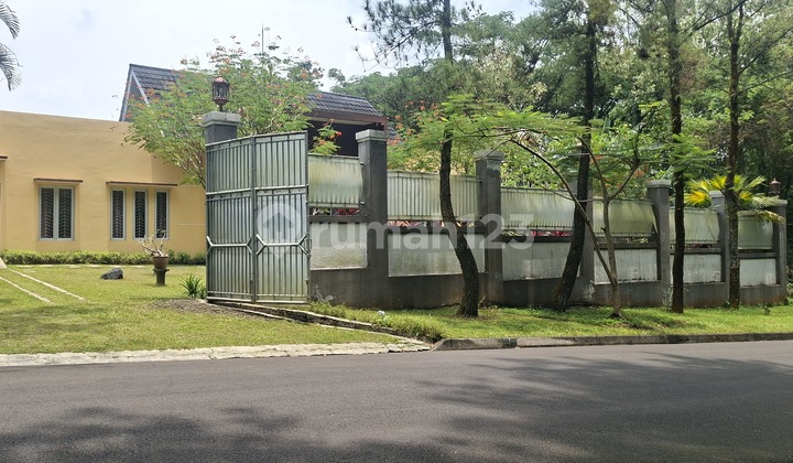 Rumah Dekat Sekolah di Sentul City Rumah Dekat Sekolah di Sentul City