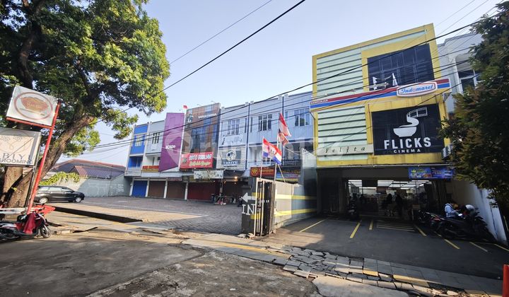 3-Storey Shop House Ready for Occupancy, Location: Sawojajar, Opposite Yogya Junction 2