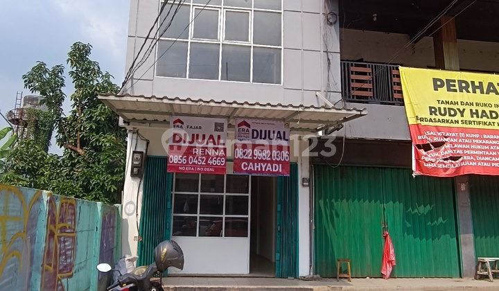 3-Storey Shop House on Jl Ry Sukahati Keradenan, Ready to Occupy 2
