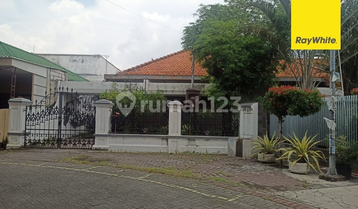 For Sale House on Jl Ketintang Baru Surabaya 1