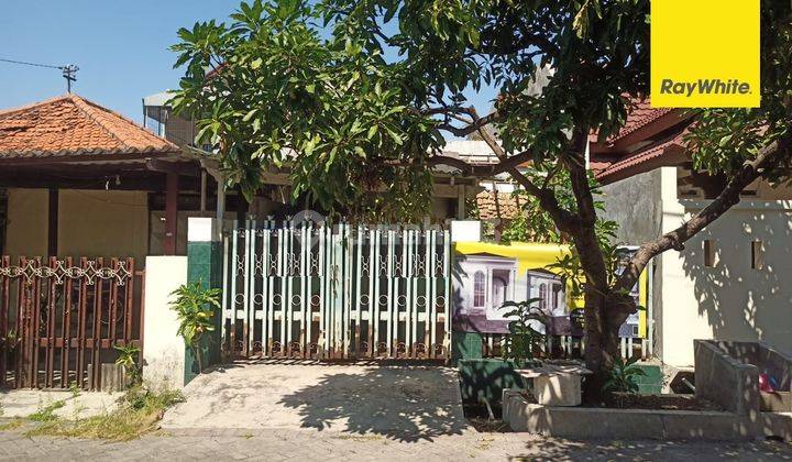 Dijual Rumah Hitung Tanah Tenggilis Utara Surabaya 1