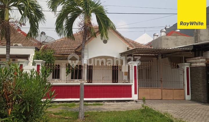 Dijual Rumah Strategis di Nirwana Eksekutif Surabaya 1