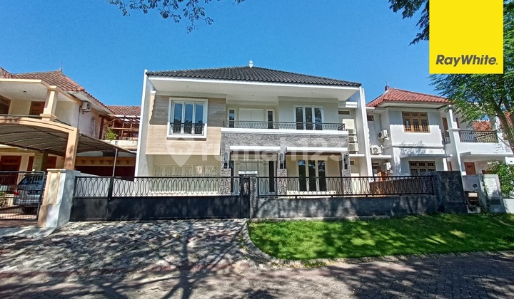 Dijual Rumah Full Furnish Villa Royal Pakuwon City Surabaya 1