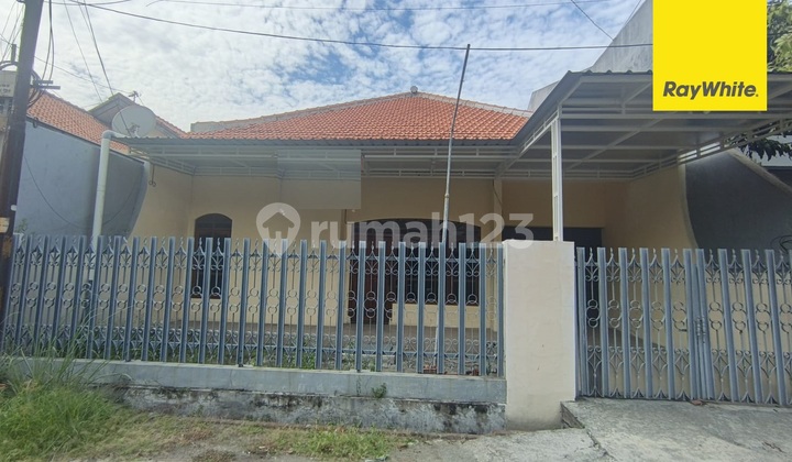 Disewakan Rumah di Jemursari Surabaya 1