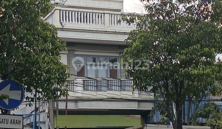 Disewakan Ruko Di Dharmawangsa Gubeng Surabaya Disewakan Ruko Di Dharmawangsa Gubeng Surabaya