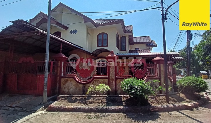 Rumah Dijual di Jl Cipta Menanggal Surabaya 1