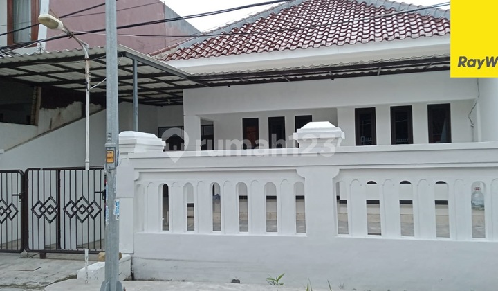 Rented House In Tenggilis Mejoyo Surabaya