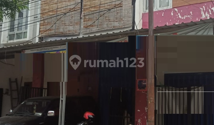 For Sale: 2-Story Shop House on Sidosermo Street, Surabaya 1