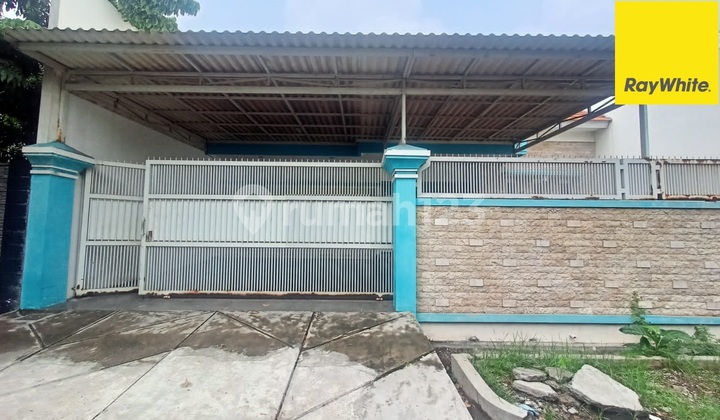 For Sale: House on Jl Gayungsari Barat Surabaya 1