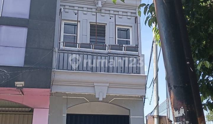 Ruko for Rent in Panjang Jiwo, Surabaya 1