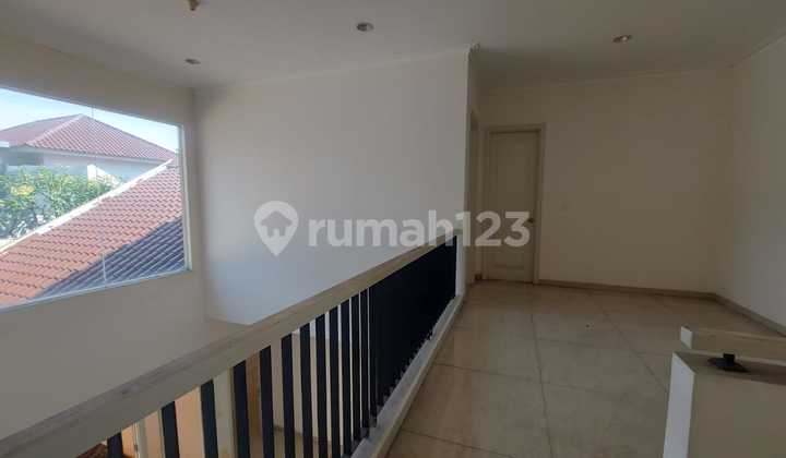 For Sale Rainbow Silk Luxury Move-In Ready Home in Alam Sutera 2