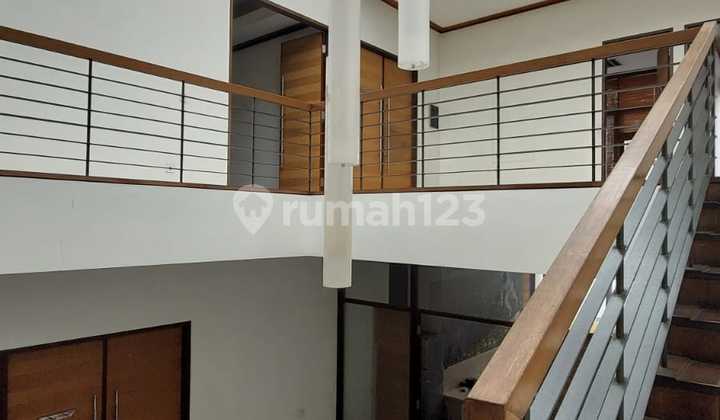 2-Storey Office House with HGB in the Center of Menteng, Central Jakarta