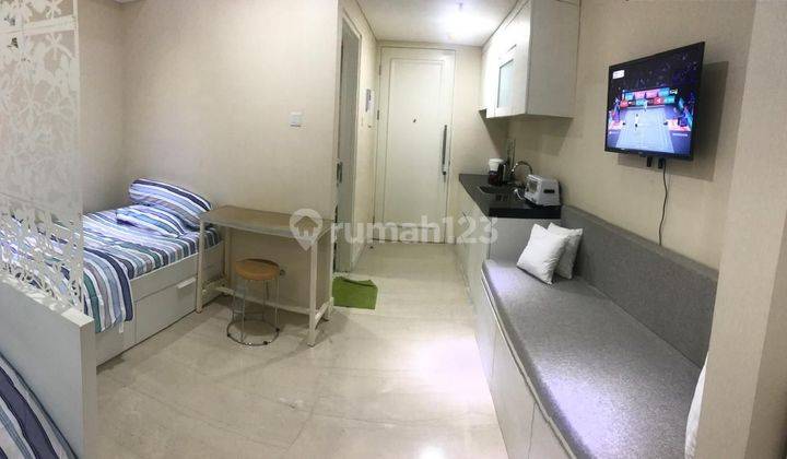 jual cepat bagus termurah apartemen landmark residence 1 BR furnished 2