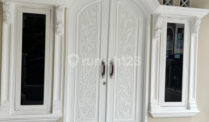 For sale 2-story house in Hooke position For sale 2-story house in Hooke position