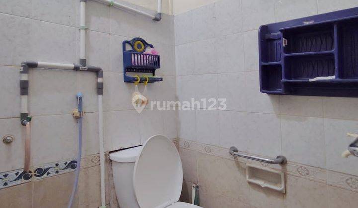 Dijual rumah/kontrakan pinggir jalan lokasi dtrategis 1