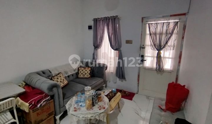 Dijual Rumah 2 Lantai Komplek Practical House 2