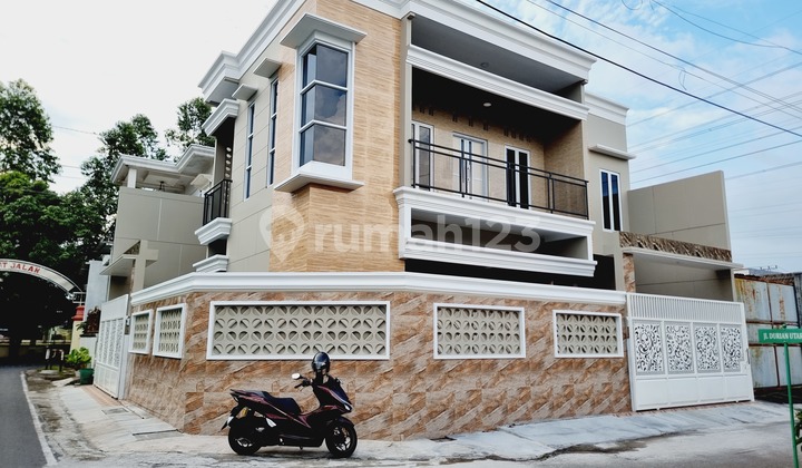 Rumah Mewah 2 Lt Gress Hook Kampus Ums Solo 2