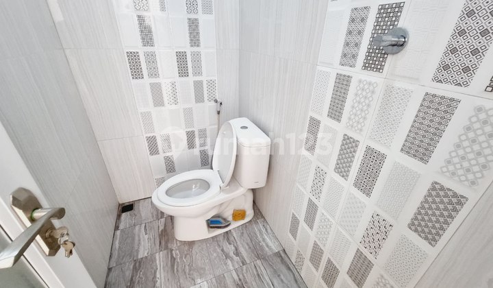 Beautiful Comfortable 73m² Semi Furnished House In Karanganyar Cluster 2