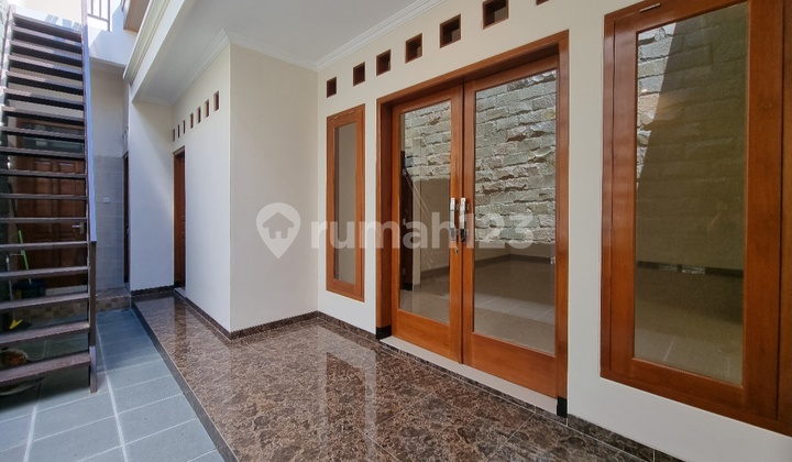 Rumah Mewah Istimewa Kondisi Baru Sumber Solo 7