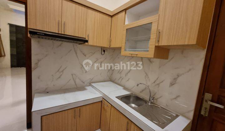 Rumah Mewah Istimewa Tengah Kota Solo