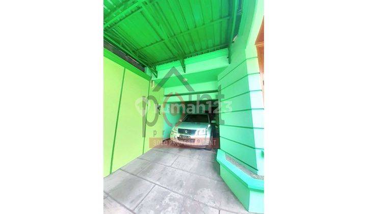 Rumah Mewah Tengah Kota Serengan Solo 10