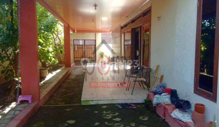 Rumah Hunian Second Dekat Stasiun Purwosari Laweyan Solo 2