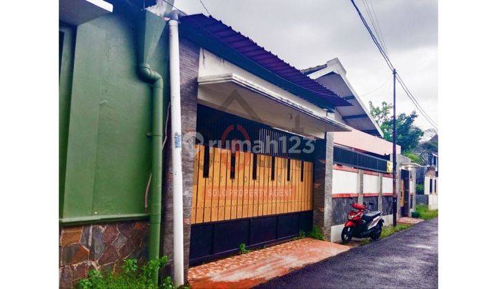 Rumah Hunian Second Dekat Stasiun Purwosari Laweyan Solo 1
