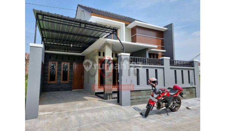 Rumah Bagus Siap Huni Gedongan Colomadu Karanganyar 9