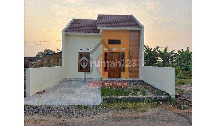 Rumah Cantik Proses Bangun Papahan Jaten Karanganyar 1