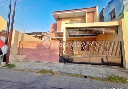 Rumah Bagus Tengah Kota Dekat Grand Mall Purwosari Solo 1
