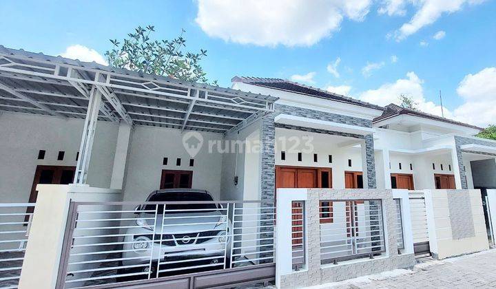 Rumah Baru Mini Cluster Siap Huni Gedongan Colomadu 1