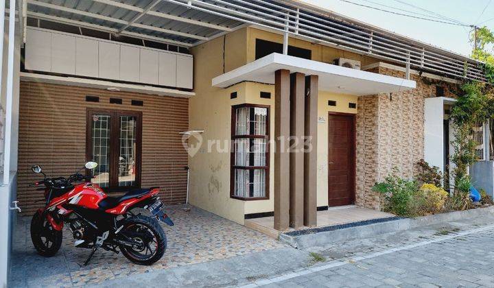 Rumah Cantik Cluster Aman Nyaman Gedongan Colomadu 1